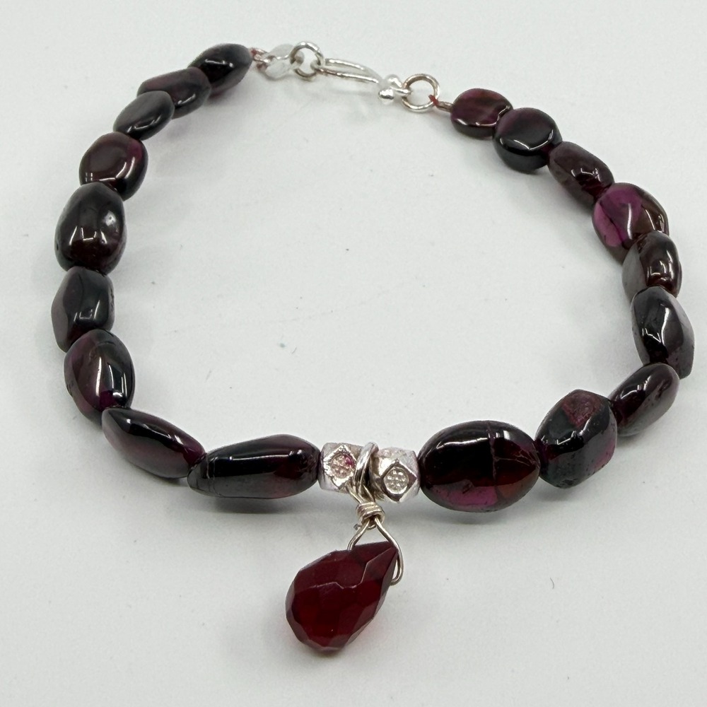 Deep Red Garnet Gemstone Beaded Bracelet Silver Tone Charm Bohemian Romantic